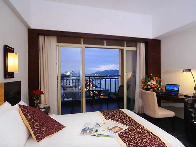 Shengyi Holiday Villa Hotel Sanya 5*,  China
