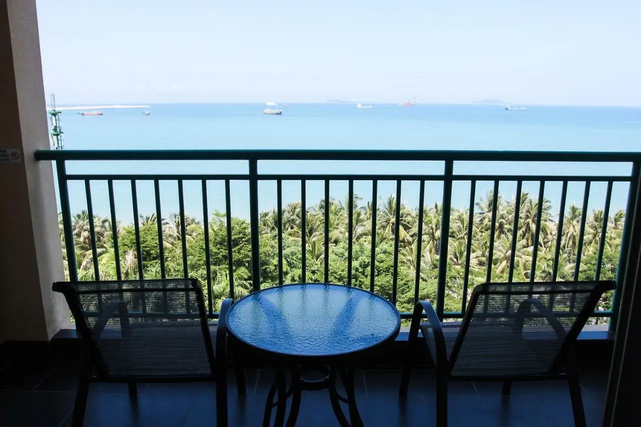 Shengyi Holiday Villa Hotel Sanya 5*,